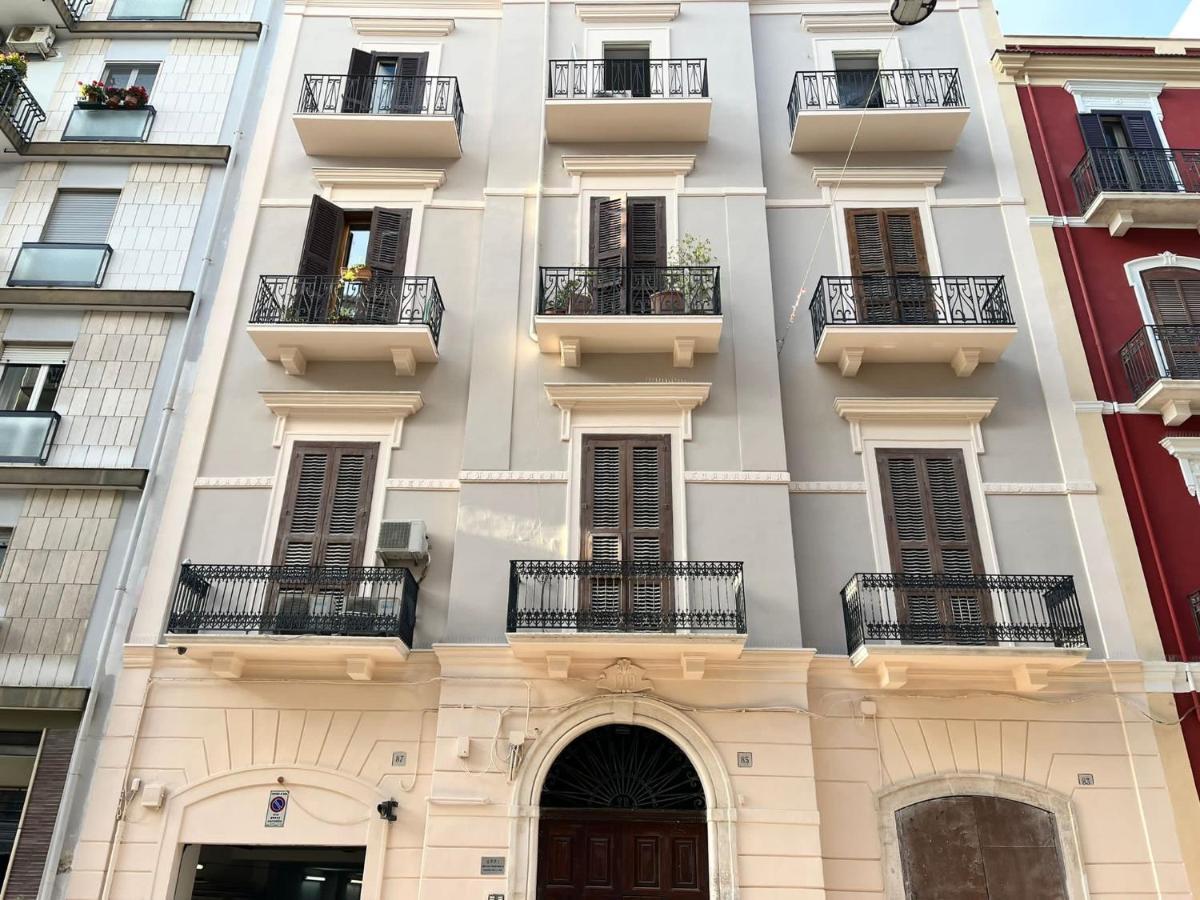 Apartment City Center Eighty-Five Bari Exterior photo