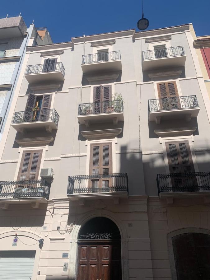 Apartment City Center Eighty-Five Bari Exterior photo