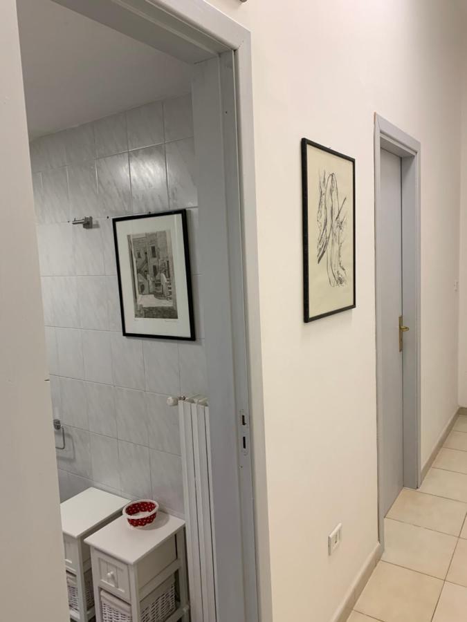 Apartment City Center Eighty-Five Bari Exterior photo